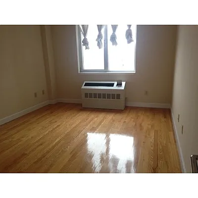 Rented by Urban Realty NYC | media 33