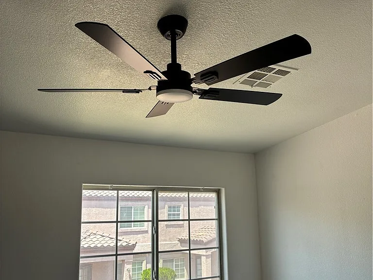 2524 Adelante Ave #106 — Photo 6