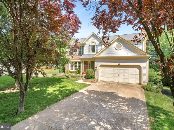 703 Amber Ct NE, Leesburg, VA 20176