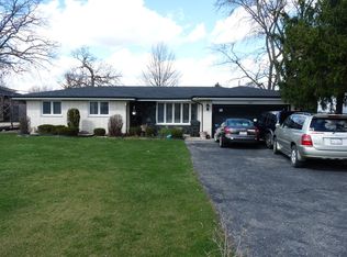 8910 W 84th Pl, Justice, IL
