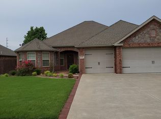 3100 SW Pine Valley Rd, Bentonville, AR 72712