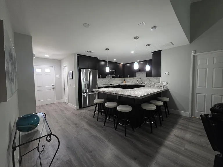 44200 E Sundown Crest Dr — Photo 4
