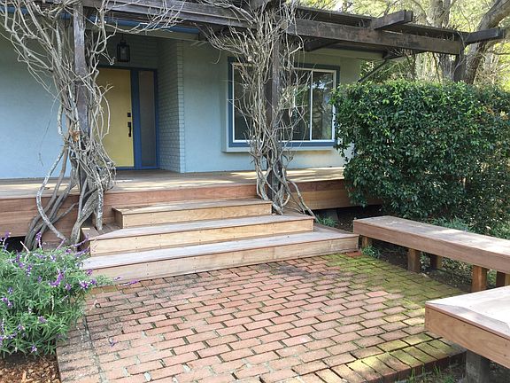 2nd image of 20 Palmer Ln