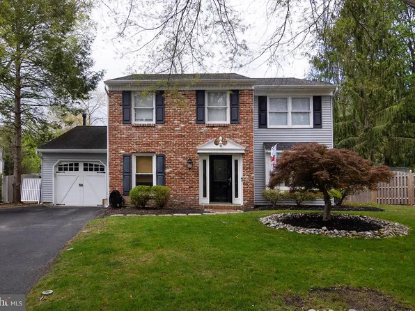 11 Whitemarsh Ct, Marlton, NJ 08053