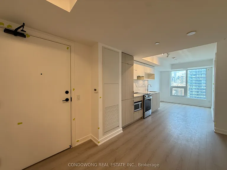 100 Queen St E #2317 — Photo 2