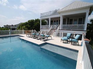 118 Charleston Blvd, Isle Of Palms, SC 29451