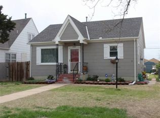 337 Woodlawn Ave, Salina, KS 67401