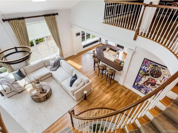11 Gatewood #11, Avon, CT 06001