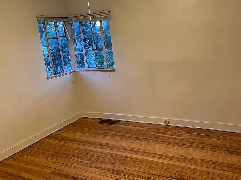 Bedroom 10x10.