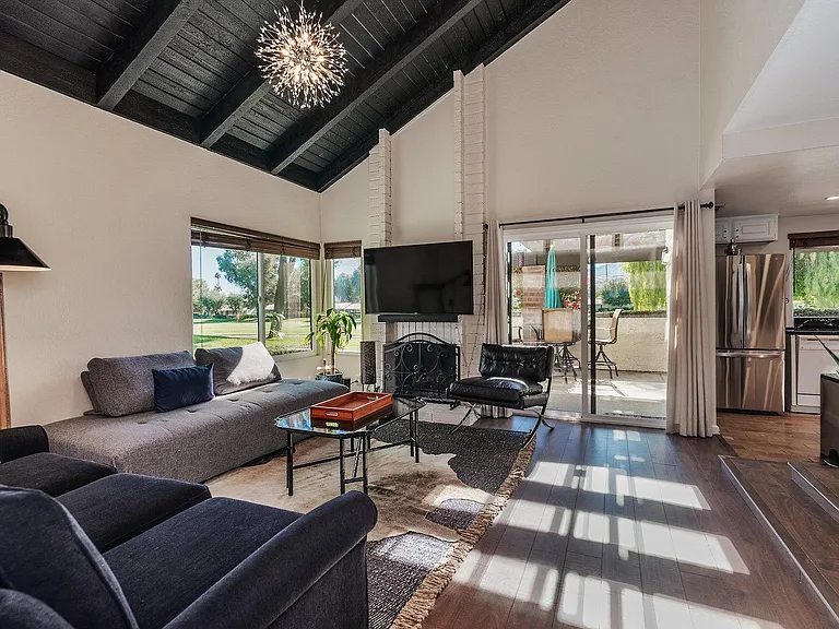31 Pueblo Vista Dr — Photo 2
