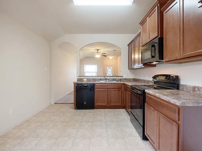 100 Azurite Dr — Photo 8