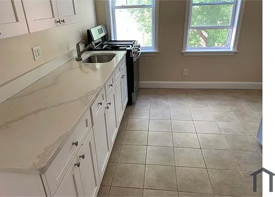 1154 Albany Ave #C8 — Photo 7