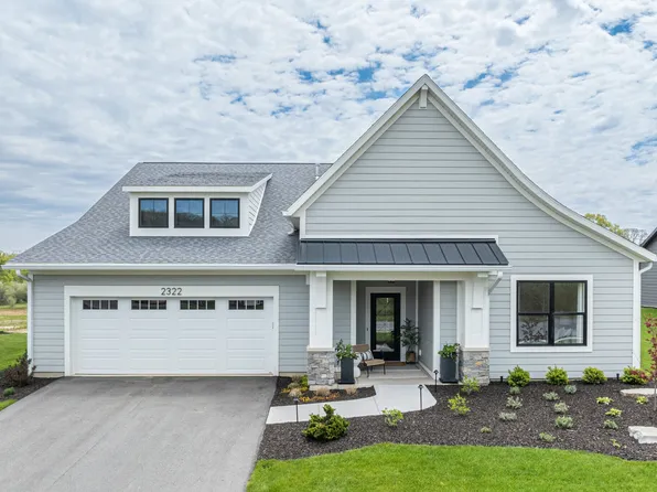 4683 Knapp Bluff Dr, Grand Rapids, MI 49525