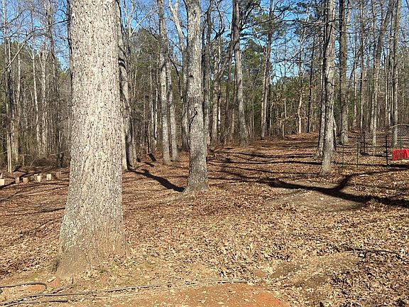 3rd image of 73 Friendship Church Rd