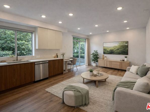 1143 Glenville Dr #101