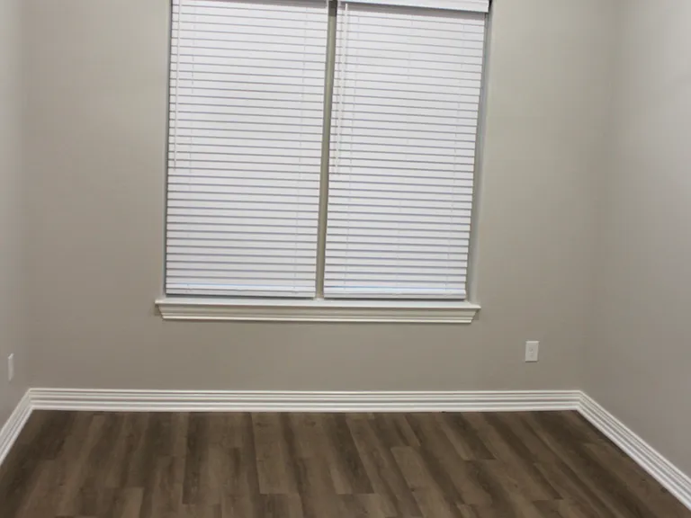 1302 Page Valley Cir — Photo 7