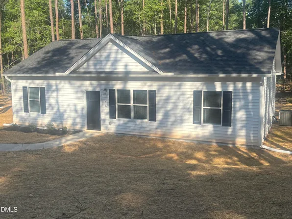 216 Natchez Trce, Fuquay Varina, NC 27526