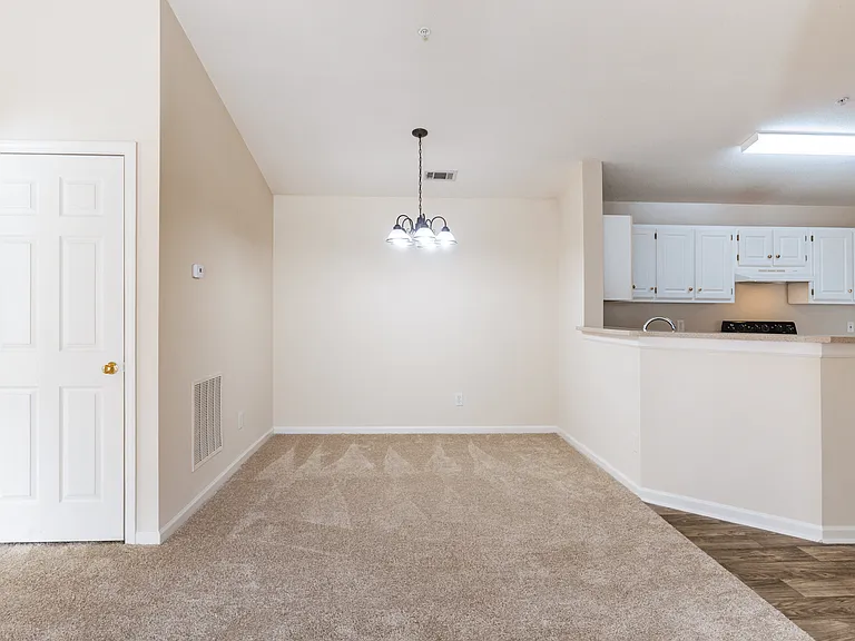 The Retreat at Grande Lake Apartments — Photo 28