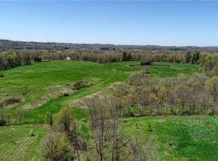 Sampson Rd, Cambridge, OH 43725