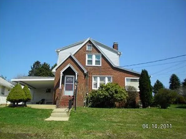 5 15th St, Latrobe, PA 15650