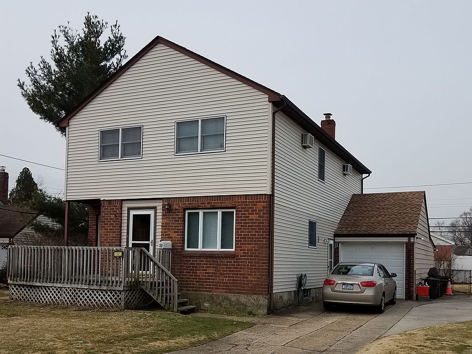 1st image of 32 Greenlawn Blvd