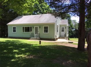 11 Laurel Ave, Westerly, RI 02891