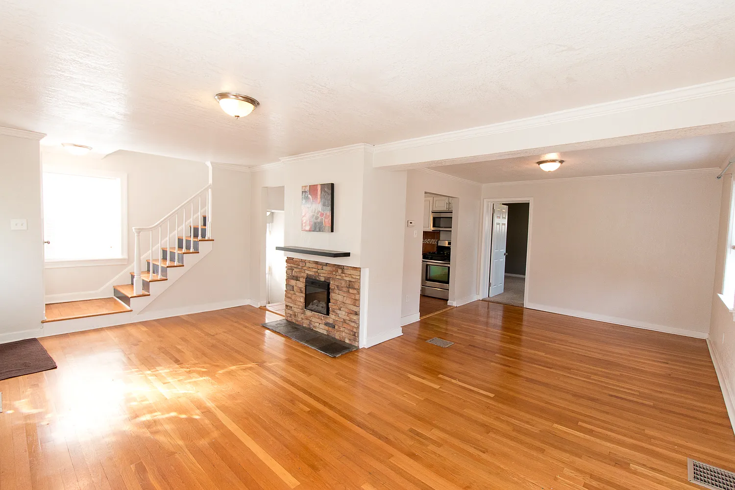 46 Calvert St photo 1