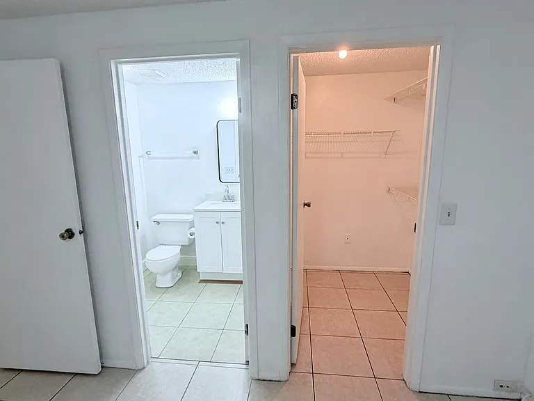 131 Sabal Ct #E — Photo 13