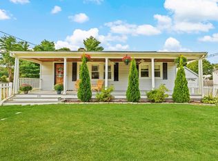 239 Central St, Weymouth, MA 02190