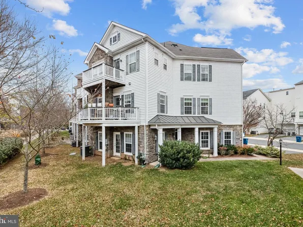 42462 Great Heron Sq, Ashburn, VA 20148