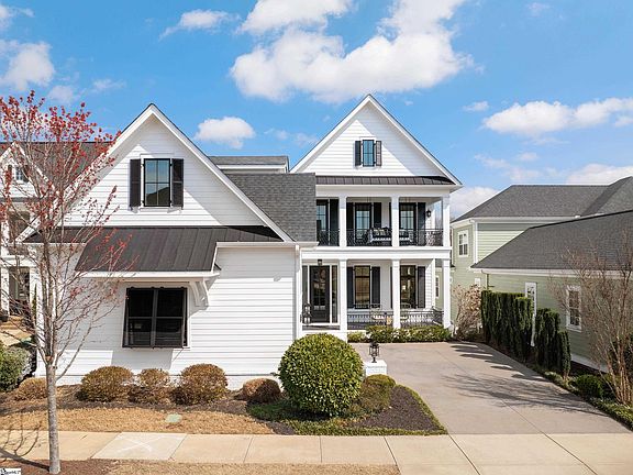 2nd image of 112 Verdae Crest Dr