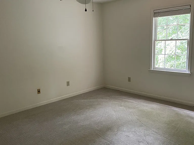 2858 Livsey Dr — Photo 26