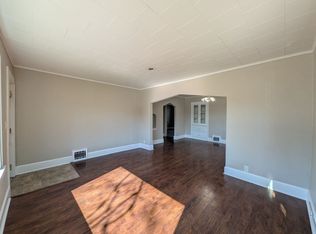 2519 Prospect Rd, Des Moines, IA 50310