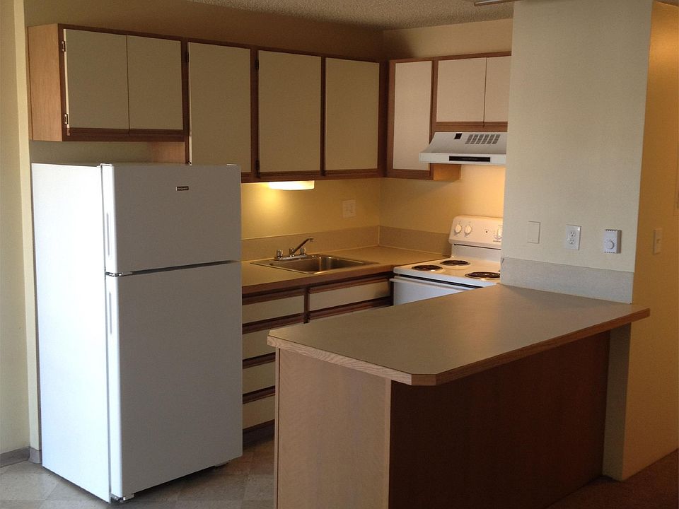 1st image of 4131 11th Ave NE APT 704
