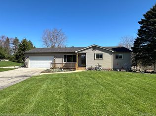 3198 Ludwig Rd, Oxford, MI 48371
