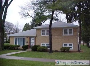 4318 Raymond Ave, Brookfield, IL 60513