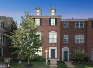 42785 Hay Rd, Ashburn, VA 20147