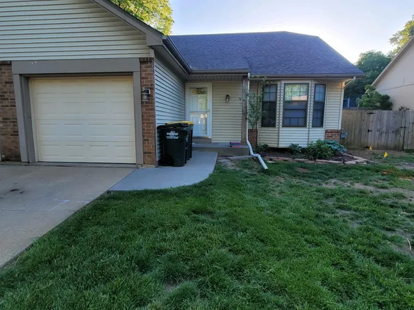 10044 W 86th Ter, Overland Park, KS 66212