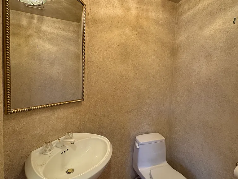 12226 Kingsgate Sq — Photo 14