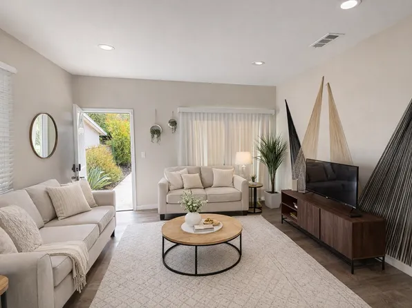 5225 E Falls View Dr, San Diego, CA 92115