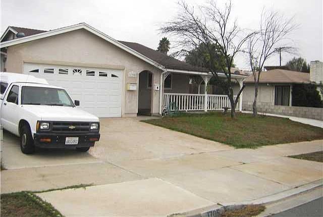 2nd image of 1705 Plumeria Dr