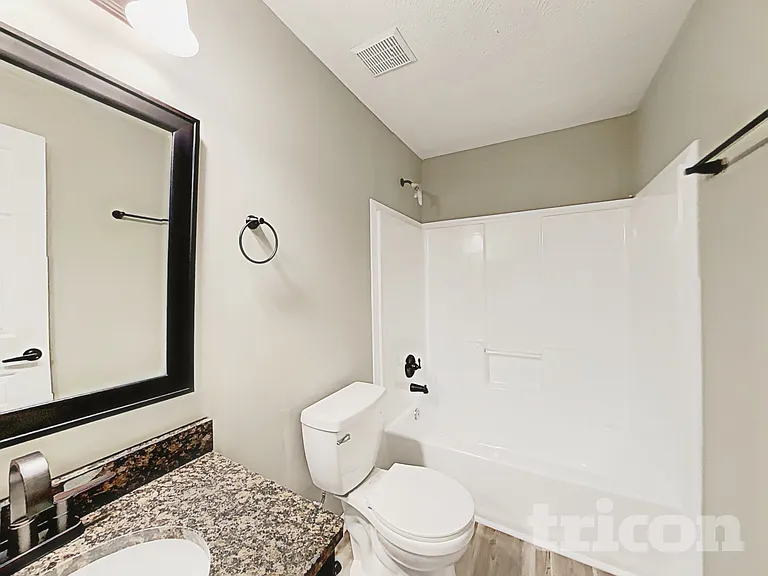 3210 Crestwell Dr — Photo 17