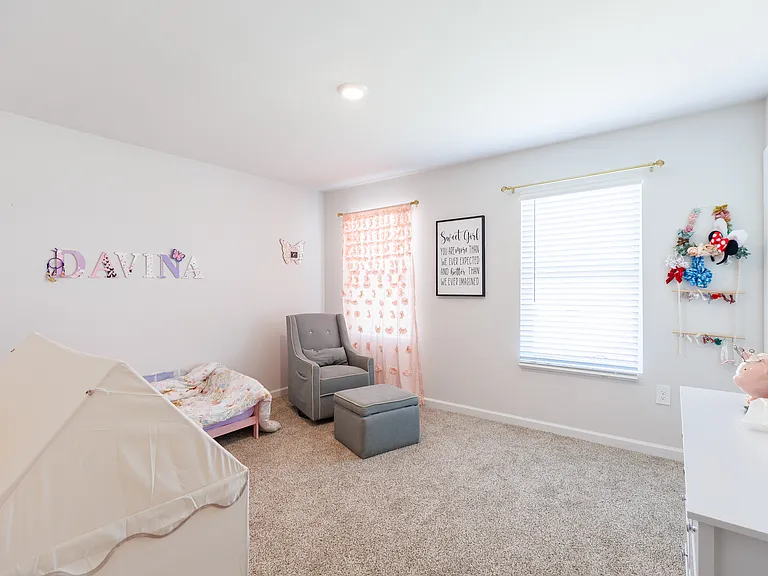 2082 Tottenham Dr — Photo 19