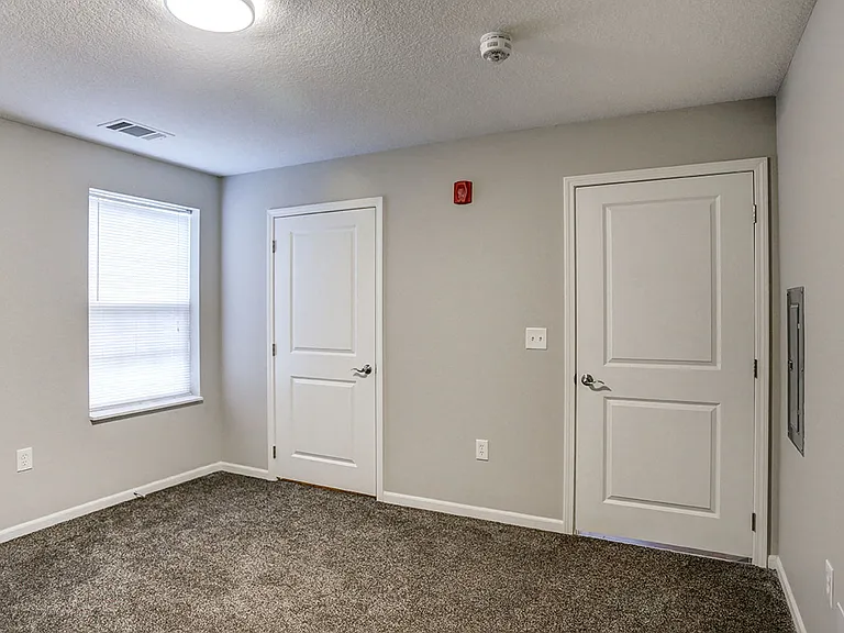 Atz Bedroom