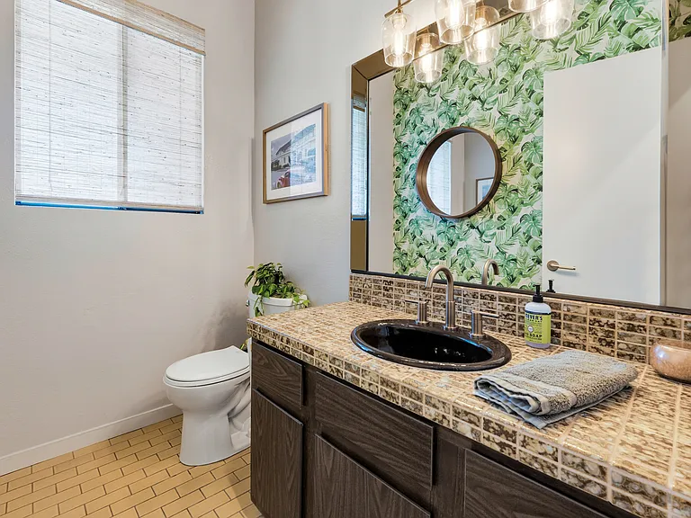 13350 Middle Canyon Rd — Photo 36