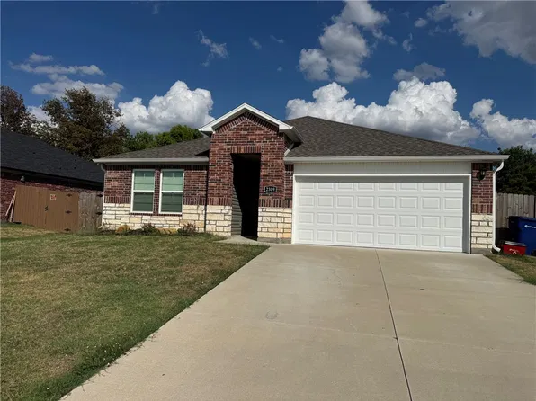 2309 Heritage Ranch Dr, Siloam Springs, AR 72761