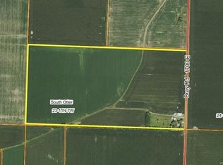 26521 Bray Rd, Carlinville, IL 62626