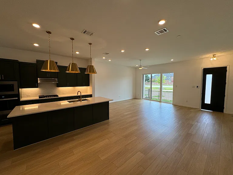 1278 Daybreak Dr — Photo 9