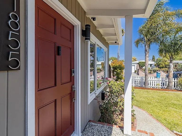 1855 Maxine Ave — Photo 14