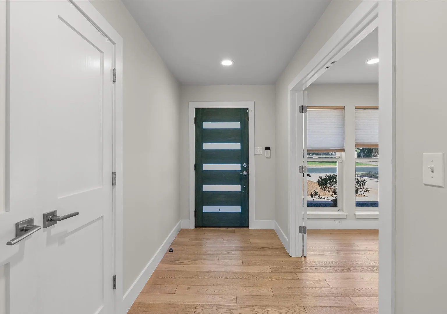 5405 Fairmont Cir, Austin, Texas 78745 — Photo 3